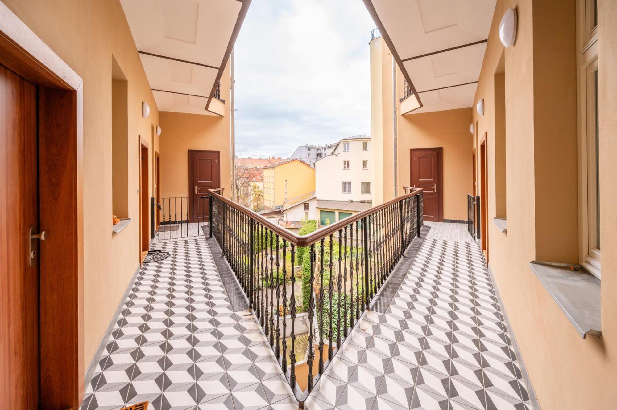 Seifertova Apartments By Willstay Прага Экстерьер фото